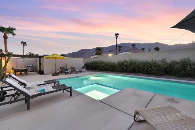 408 E Glen Circle N, Palm Springs, CA 92262