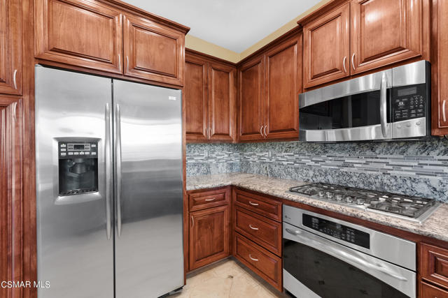 Granite Counters, Stainless Appliances