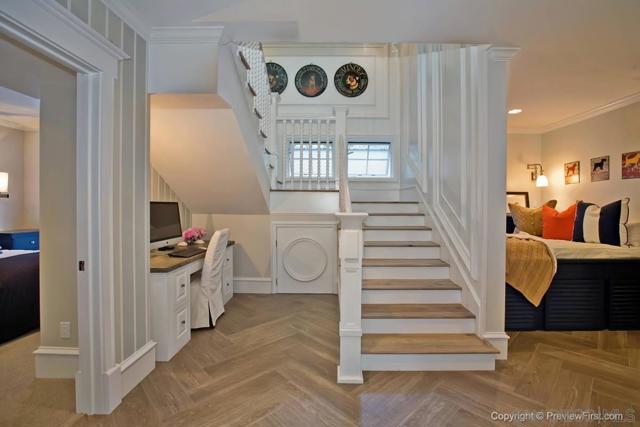 1105 F Avenue, Coronado CA: https://media.crmls.org/mediaz/ca880cd2-d63e-41e6-8c14-80039ff6b260.jpg