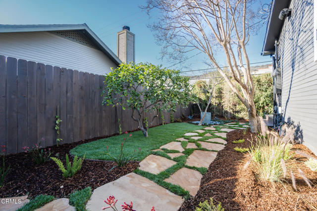 5163 Highland View Avenue, Los Angeles CA: https://media.crmls.org/mediaz/ca882776-4777-480f-91e8-ad9fc82f1cb8.jpg