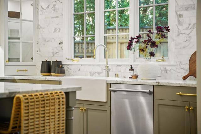 670 Edgewood Road, San Mateo CA: https://media.crmls.org/mediaz/ca88d1eb-8841-4963-ad3b-2886f9000454.jpg