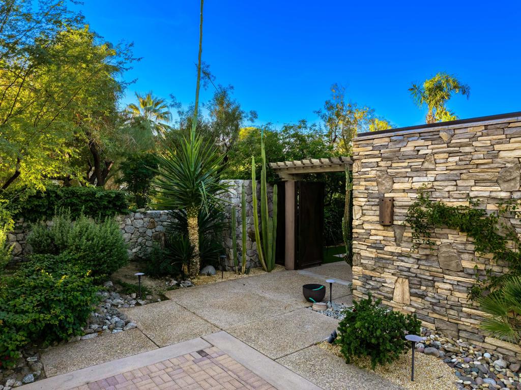 MLS #219139421DA image #4