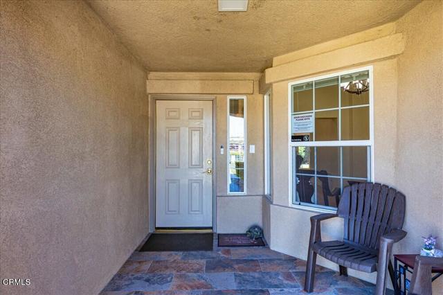 Detail Gallery Image 3 of 46 For 5813 Ragusa Ln, Bakersfield,  CA 93308 - 3 Beds | 2 Baths
