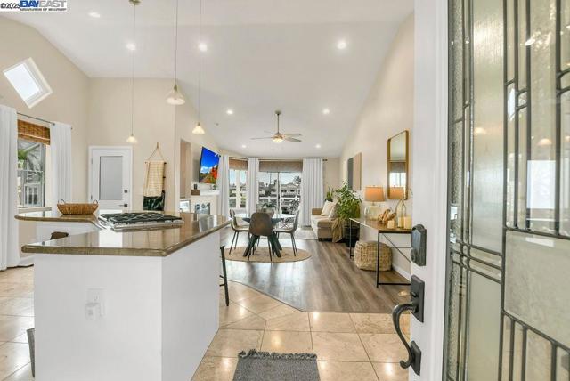 1864 Dune Point Way, Discovery Bay CA: https://media.crmls.org/mediaz/ca8a3f85-a028-455b-8bcc-39bb0afa3957.jpg