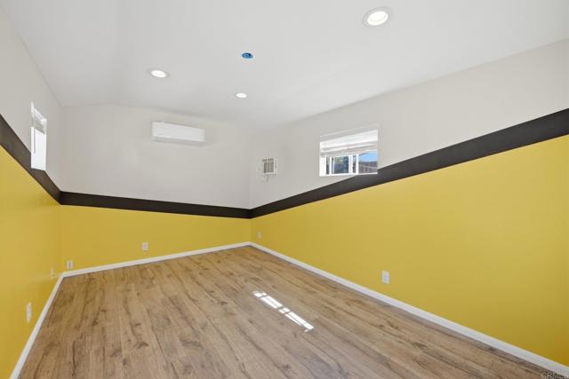 Detail Gallery Image 25 of 31 For 406 Borden Cir, San Marcos,  CA 92069 - 3 Beds | 2 Baths