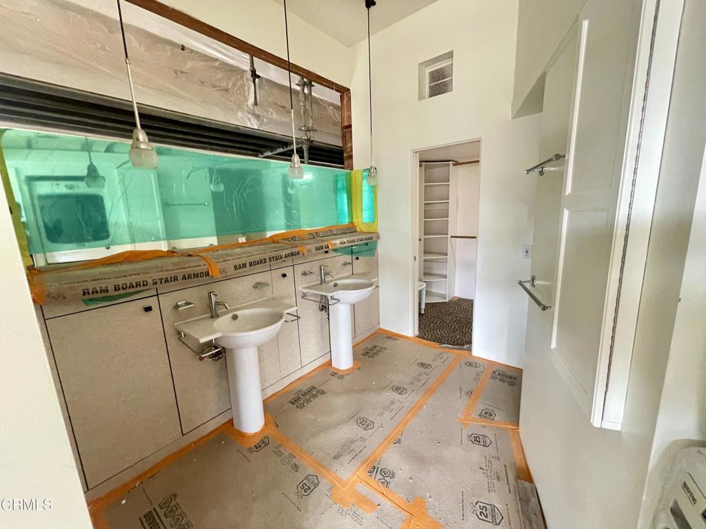 MLS #V1-32963 image #5