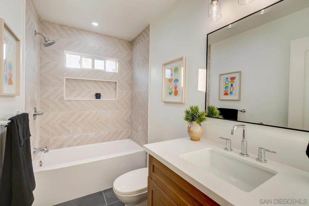 MLS #250042974SD image #6