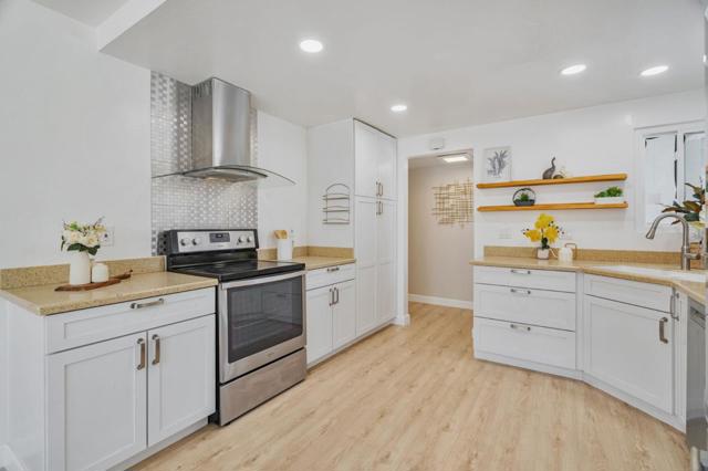 2050 Coolidge Drive, Santa Clara CA: https://media.crmls.org/mediaz/ca8bbc33-85a1-4624-a2c4-5e921169d79d.jpg