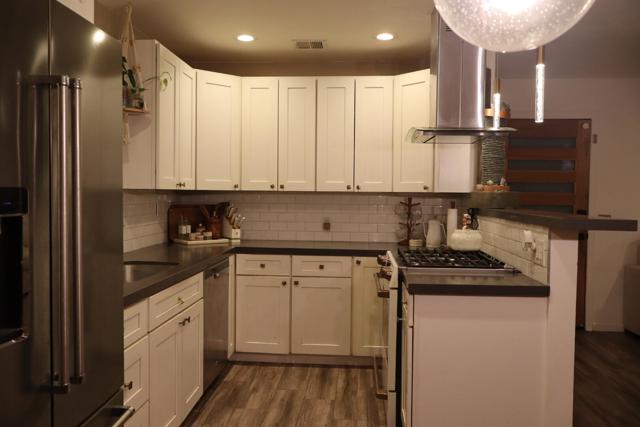 16290 Via Vista, Desert Hot Springs CA: https://media.crmls.org/mediaz/ca8c6dca-d5d8-444a-abd8-68a4024d3e03.jpg