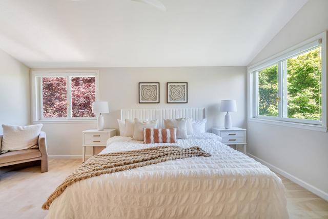 6022 Slopeview Court, Castro Valley CA: https://media.crmls.org/mediaz/ca8c7cfa-0158-4725-8986-33ce146910c1.jpg