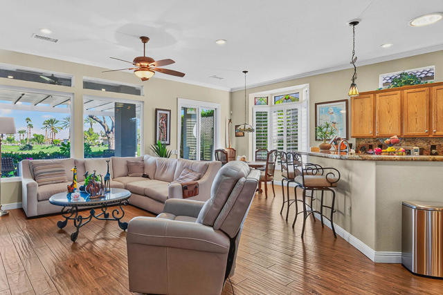 80170 Royal Birkdale Drive, Indio CA: https://media.crmls.org/mediaz/ca8d0aad-0fcd-44dc-8149-e7865ef9ecd0.jpg