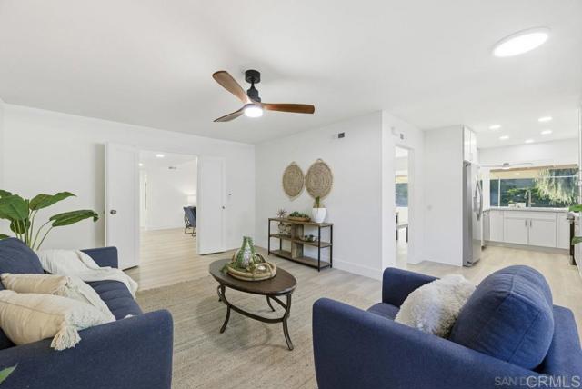 Detail Gallery Image 26 of 37 For 12209 Casero Pl, San Diego,  CA 92128 - 2 Beds | 2 Baths