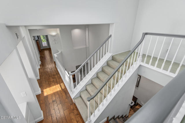 1025 Sunset Oak Circle, Newbury Park CA: https://media.crmls.org/mediaz/ca9002c1-d926-42c6-a068-55b5dbf17595.jpg