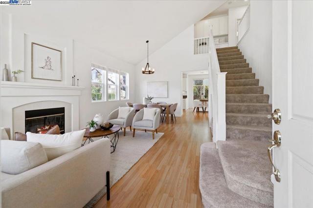 3989 Strafford Ct, Dublin CA: https://media.crmls.org/mediaz/ca905ee5-d2fe-4959-8cfa-5c2007d9d0b2.jpg