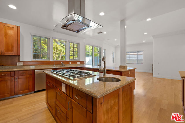 7412 Denrock Avenue, Los Angeles CA: https://media.crmls.org/mediaz/ca90b8a8-1cc1-41e4-8f00-395721ab610a.jpg