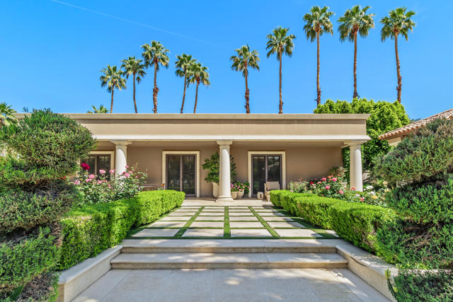 40535 Morningstar Road, Rancho Mirage CA: https://media.crmls.org/mediaz/ca90deed-89e6-472c-a532-835663e54f4a.jpg