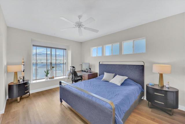 401 Baltic Circle,  CA: https://media.crmls.org/mediaz/ca910b81-ae7c-429e-9423-7ccf73398576.jpg