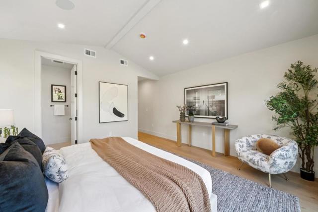 585 Cherry Avenue, Los Altos CA: https://media.crmls.org/mediaz/ca922e7e-bc67-4e53-86ec-6c2fea062963.jpg
