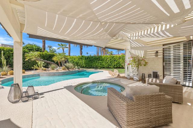 4 Lincoln Place, Rancho Mirage CA: https://media.crmls.org/mediaz/ca926cf4-2b37-4fe9-aa0b-a0343e89d71d.jpg