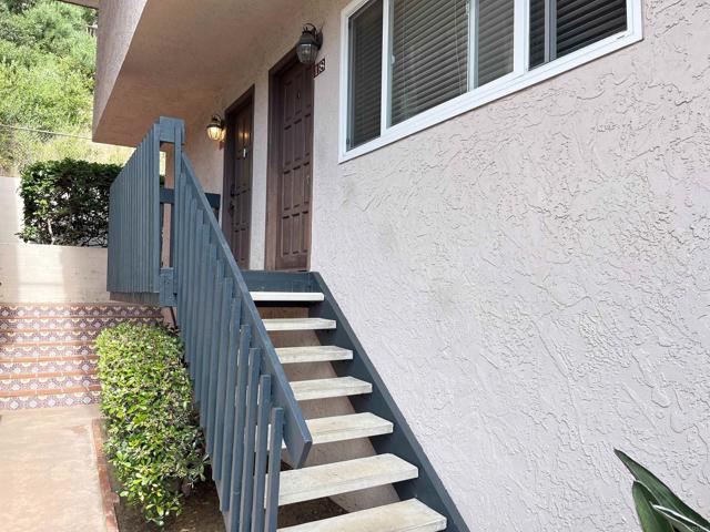 Image 5 of 36 For 2582 Del Mar Heights Road 17