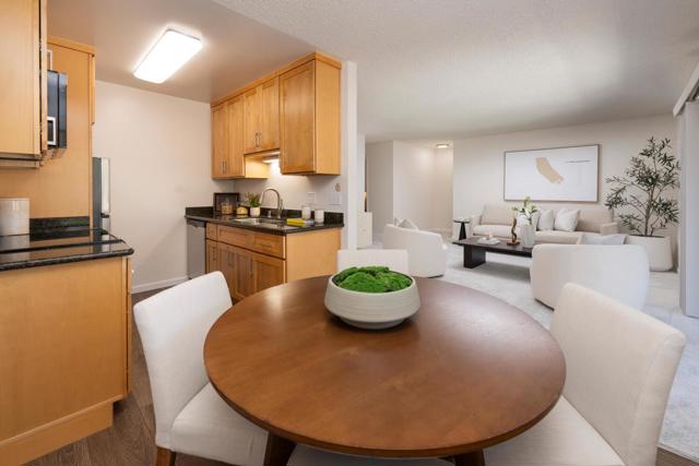 940 Kiely Boulevard, Santa Clara CA: https://media.crmls.org/mediaz/ca932548-727c-4064-b1df-8e303314995e.jpg
