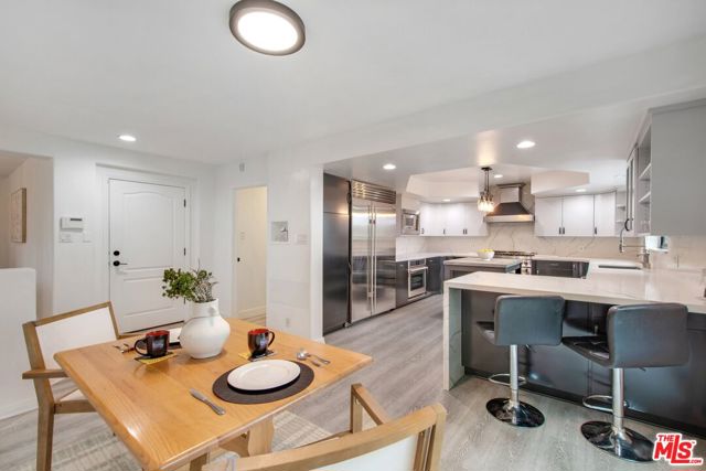 4223 Don Carlos Drive, Los Angeles CA: https://media.crmls.org/mediaz/ca936aea-3ff0-4b21-92a0-bd14e83643e1.jpg