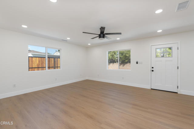 Detail Gallery Image 8 of 21 For 5842 Satsuma Ave #2,  North Hollywood,  CA 91601 - 2 Beds | 1 Baths