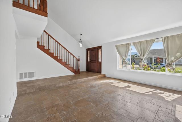 Detail Gallery Image 8 of 49 For 747 Southwick St, Santa Paula,  CA 93060 - 4 Beds | 2 Baths