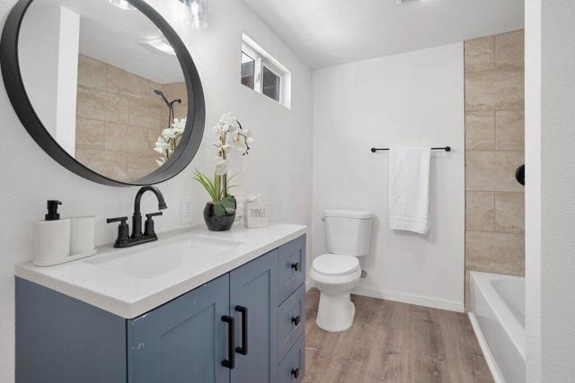 51480 Avenida Obregon, La Quinta CA: https://media.crmls.org/mediaz/ca958765-5abe-4734-8b85-fc630d35eb3d.jpg