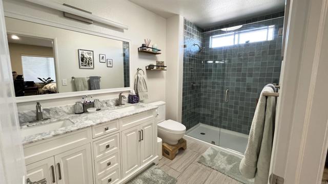 Detail Gallery Image 39 of 52 For 9300 Burnet Ave #111,  North Hills,  CA 91343 - 3 Beds | 2/1 Baths