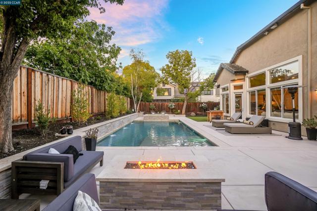 139 Shelterwood Ln, Danville CA: https://media.crmls.org/mediaz/ca960c0e-cff2-45b4-adad-dab062d26a16.jpg