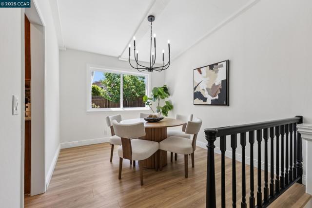 36 Playa Ct, San Ramon CA: https://media.crmls.org/mediaz/ca975a21-d4e5-4069-86b5-63e207a3394f.jpg