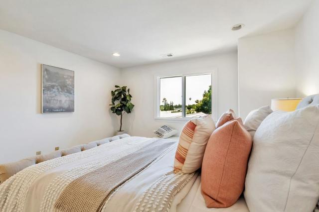 425 Carpentier Way, San Jose CA: https://media.crmls.org/mediaz/ca97d487-6bb6-4560-ae9a-d92d6f7dfa06.jpg