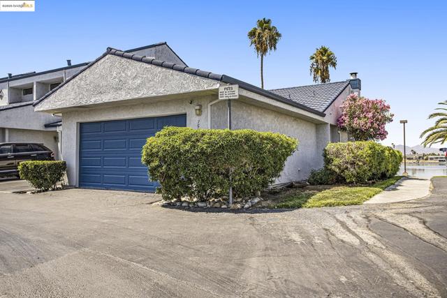 1550 Trawler St, Discovery Bay CA: https://media.crmls.org/mediaz/ca97f349-f645-45f3-9035-42d9f7042690.jpg