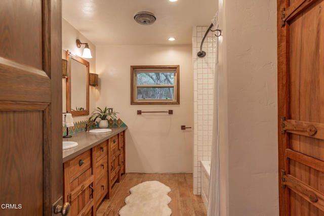 Detail Gallery Image 19 of 55 For 1519 Ayers Ave, Ojai,  CA 93023 - 5 Beds | 3 Baths