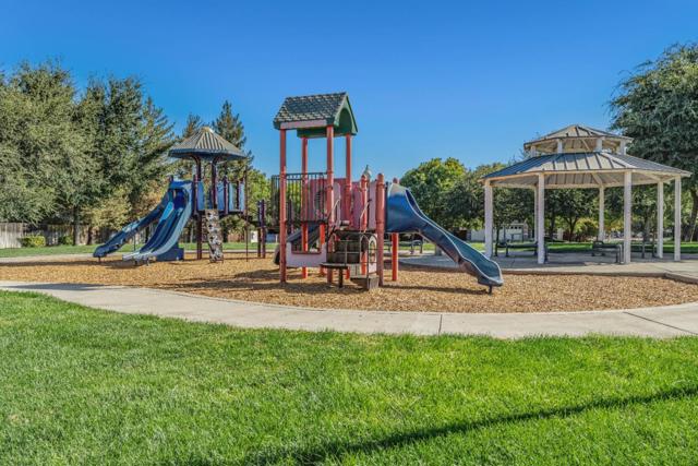 1433 Brahma Street, Patterson CA: https://media.crmls.org/mediaz/ca98e534-0794-4bea-9278-3bf0a90ca3e6.jpg