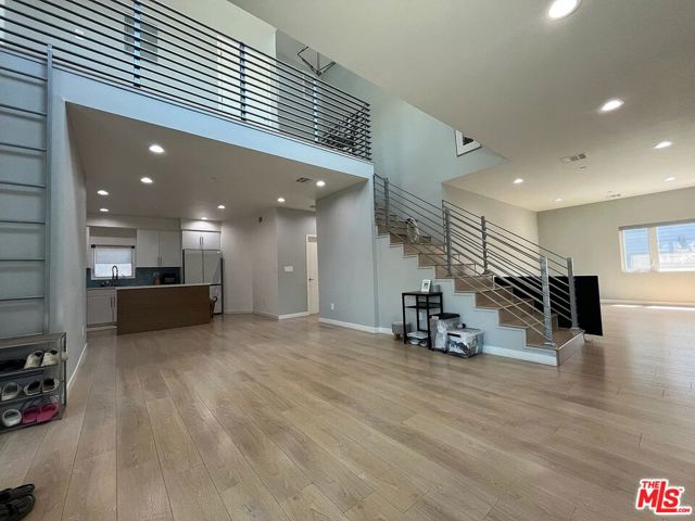 636 N Rampart Boulevard, Los Angeles CA: https://media.crmls.org/mediaz/ca9a1bd0-205d-4879-8ff8-14ee6c4f9737.jpg