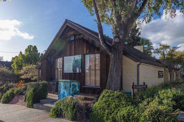 42001 Via San Gabriel, Fremont CA: https://media.crmls.org/mediaz/ca9ad95e-dec1-4396-ae4f-80324c872063.jpg