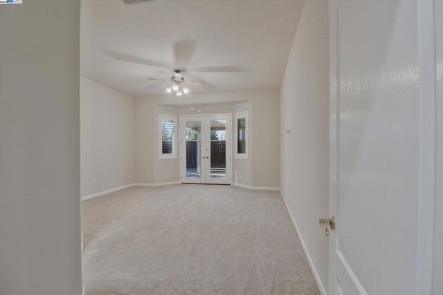 Image 19 of 29 For 3137 Grasmere Cir