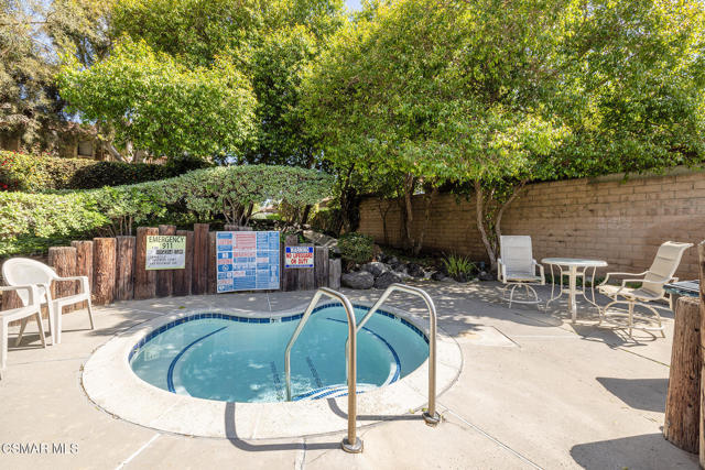 658 Rosewood Avenue, Camarillo CA: https://media.crmls.org/mediaz/ca9c53a4-0f27-4f57-ab1e-f027b40aeeb8.jpg