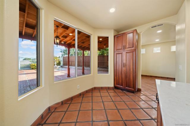 32991 Adelante St, Temecula CA: https://media.crmls.org/mediaz/ca9c592b-0f90-452b-9b4f-30f0ccaa1796.jpg