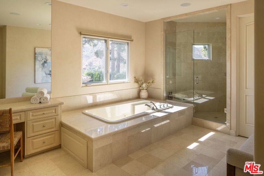 MLS #26847267 image #23
