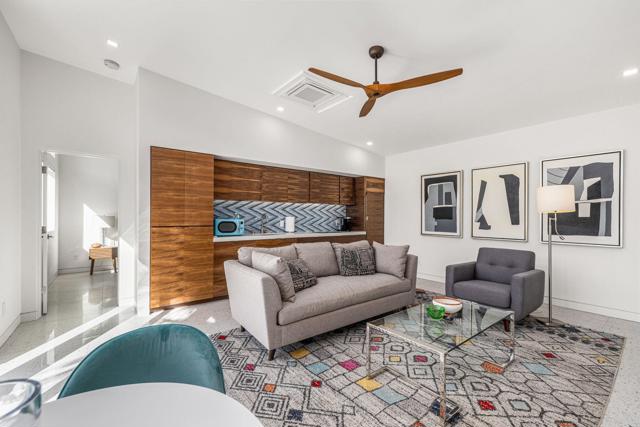 13-web-or-mls-068A7715