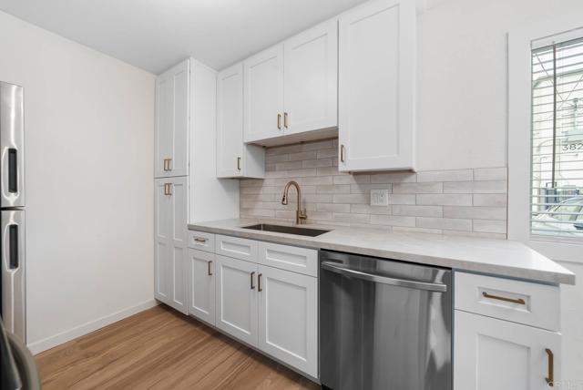 Detail Gallery Image 11 of 34 For 3825 Van Dyke Ave Apt 3, San Diego,  CA 92105 - 2 Beds | 1/1 Baths