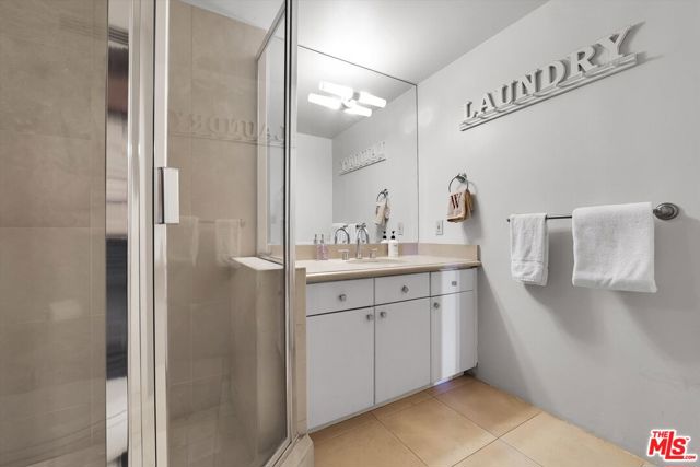 1155 N La Cienega Boulevard, West Hollywood CA: https://media.crmls.org/mediaz/ca9f7e34-d11b-462a-bc41-d5de37714d3c.jpg