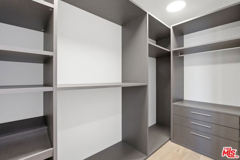 MLS #26655713 image #24