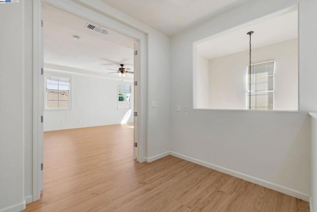 5675 Arcadia Cir, Discovery Bay CA: https://media.crmls.org/mediaz/ca9fc412-fb9b-4dbe-90ed-54762d7cc831.jpg