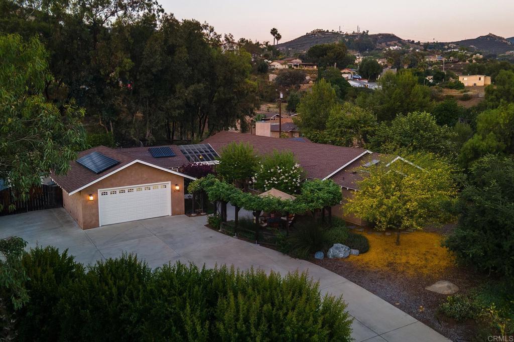 2028 VALLEY RIM RD