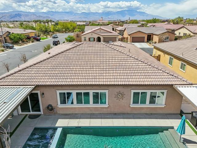 42912 Gazapo Court, Indio CA: https://media.crmls.org/mediaz/caa09010-cd82-4930-b32d-fbc73b4de5d6.jpg
