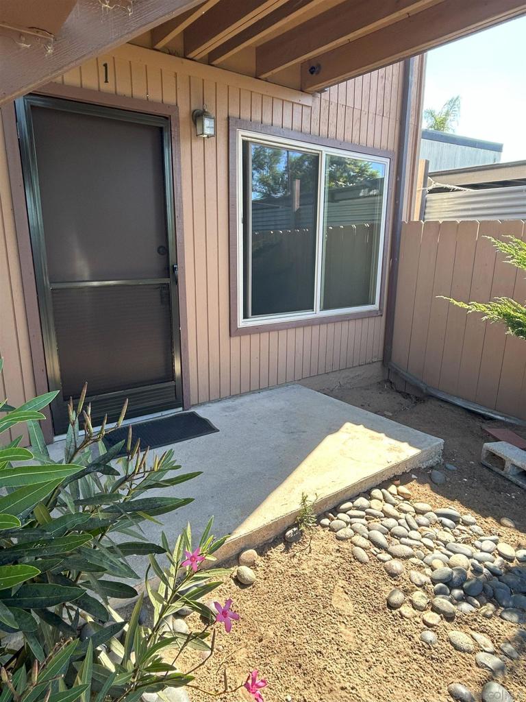 225 Melrose Ave - photo 8